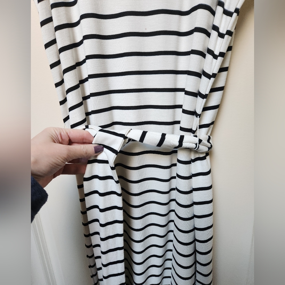 Banana Republic Black-White Striped Sleeveless Midi Dress , Size Small - Picture 4 of 12